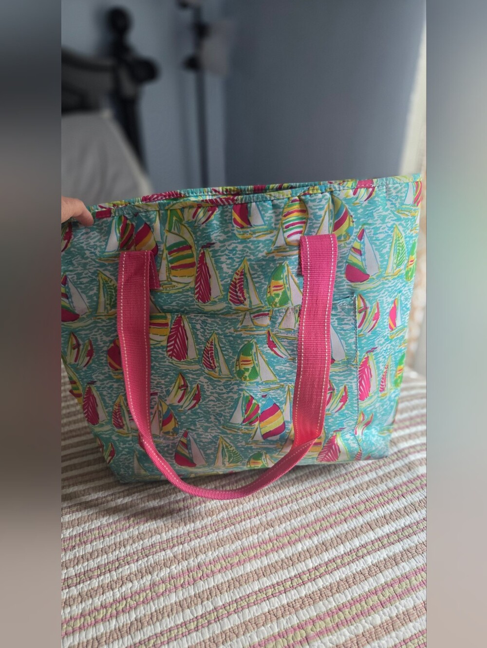 Lilly Pullitzer Women’s Beach Tote Bag in Aqua with Pink Handles